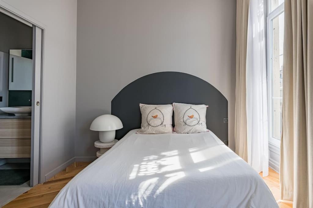 Beige Hospitalite - Apotheose Luxueux- 3 Chambres - Parking Prive サン・テティエンヌ エクステリア 写真