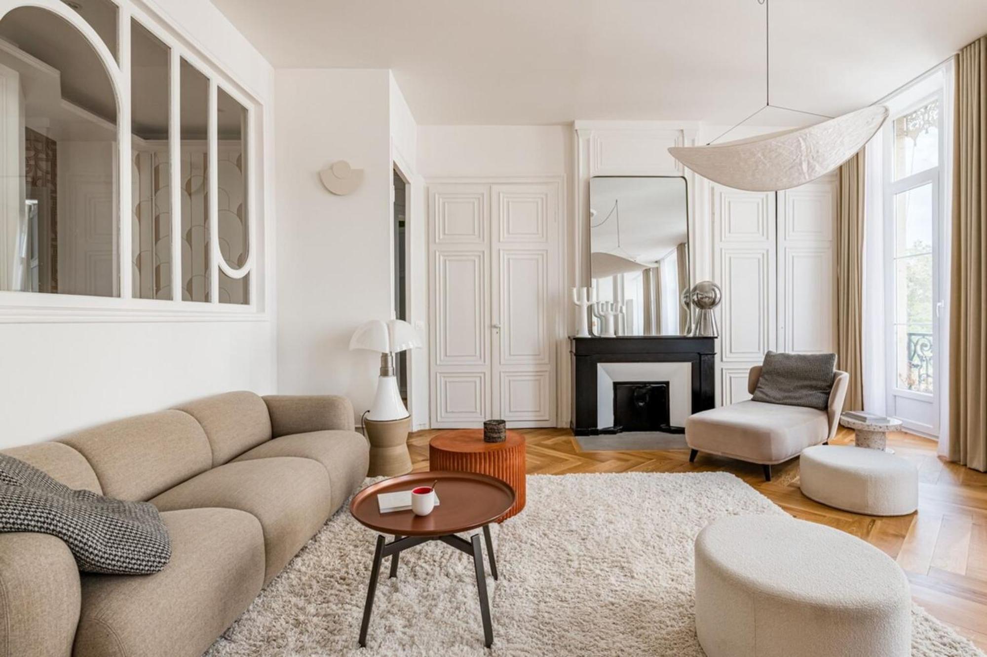 Beige Hospitalite - Apotheose Luxueux- 3 Chambres - Parking Prive サン・テティエンヌ エクステリア 写真